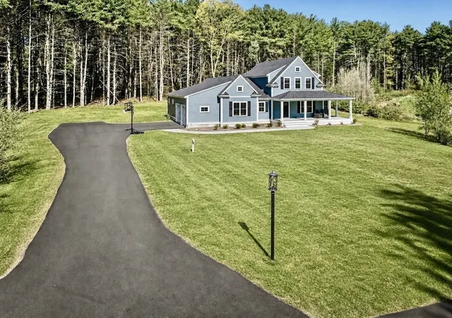 3rd image of 10 Homes Ave, Franklin, MA 02038 | MLS# 73548542