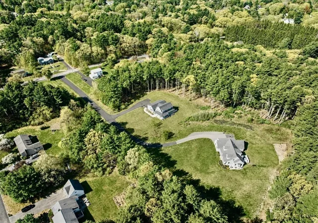 42nd image of 10 Homes Ave, Franklin, MA 02038 | MLS# 73548542