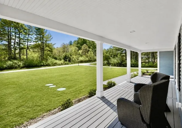 4th image of 10 Homes Ave, Franklin, MA 02038 | MLS# 73548542