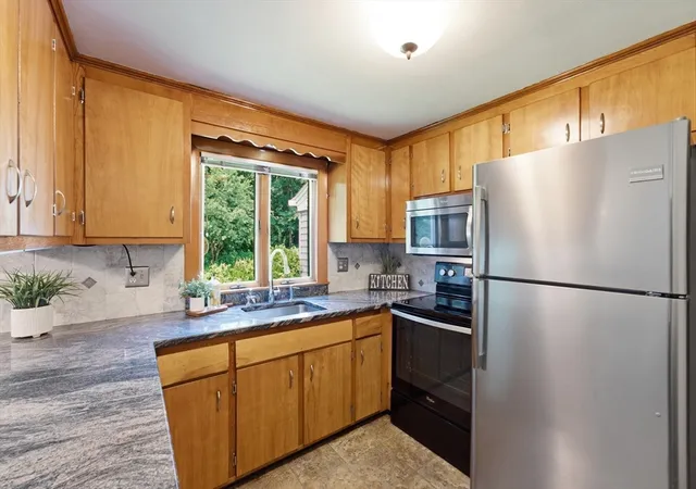 5th image of 8 Helena Street, Ludlow, MA 01056 | MLS# 73547042