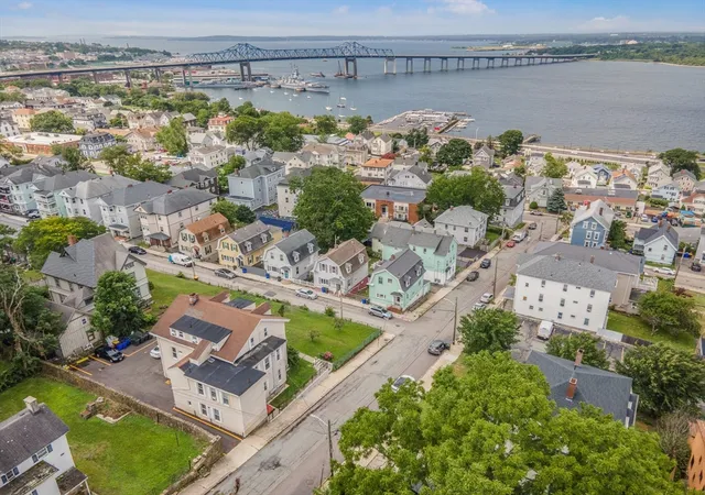 23rd image of 104 School, Fall River, MA 02720 | MLS# 73554332