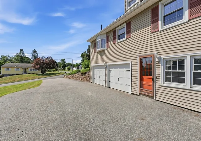 2nd image of 53 Laurence Dr, West Springfield, MA 01089 | MLS# 73557359