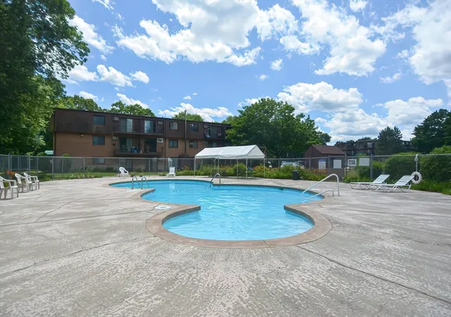 5th image of 800 County St #3-3A, Taunton, MA 02780 | MLS# 73563807