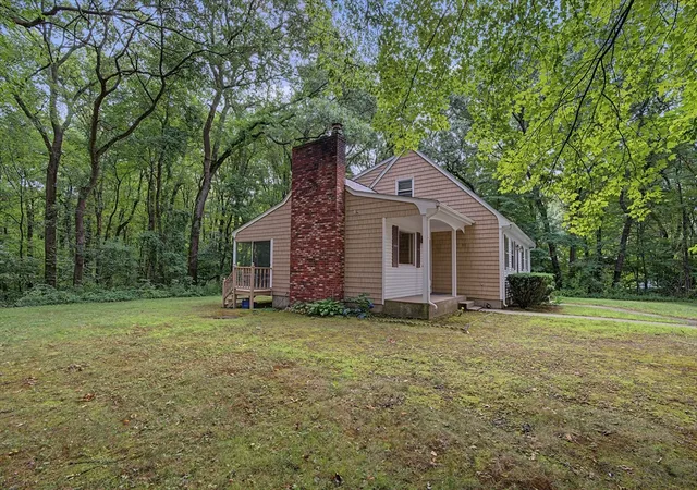Photo 3 of Single family home for sale at 27 Peck Hl Rd, Johnston, RI 02919 | MLS# 73560321 | Listing updated on 2026-09-05