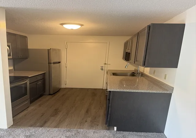 2nd image of 17 Village Rock Lane #23, Natick, MA 01760 | MLS# 73557611