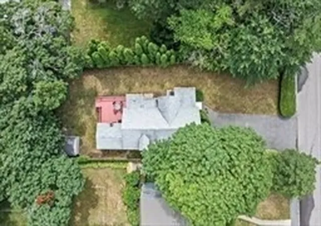 3rd image of 26 Central Street, Nahant, MA 01908 | MLS# 73563307