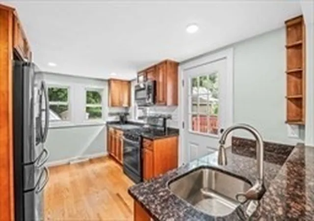 4th image of 26 Central Street, Nahant, MA 01908 | MLS# 73563307