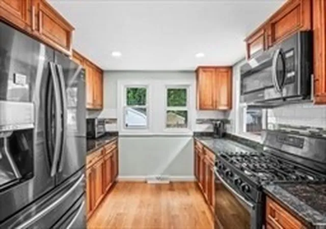 5th image of 26 Central Street, Nahant, MA 01908 | MLS# 73563307