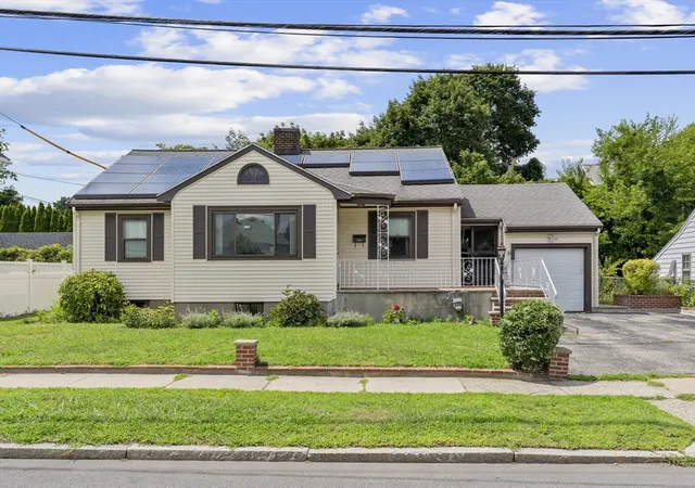 Photo 2 of Single family home for sale at 96 Loring Ave, Winchester, MA 01890 | MLS# 73561829 | Listing updated on 2026-08-22