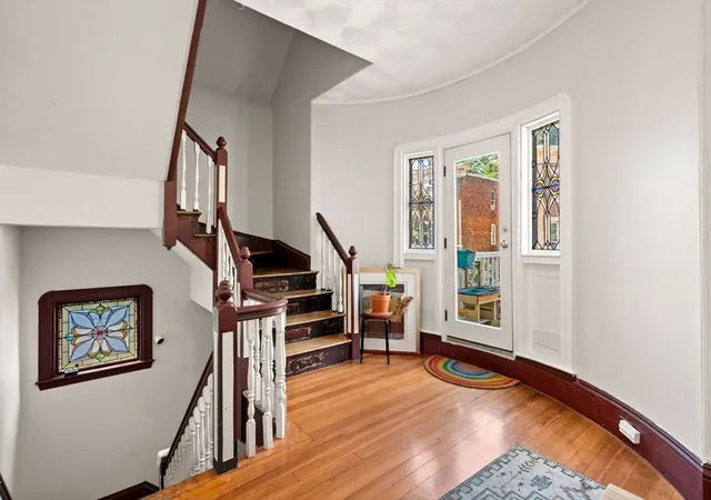 5th image of 106 Harrishof St, Boston, MA 02121 | MLS# 73563937