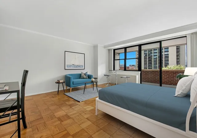 Listing Photo 5 - Condo for sale in building located at 2 Hawthorne Pl, Boston, MA 02114 - Unit #10K