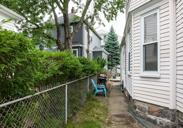 42nd image of 25 27 Parsons St, Boston, MA 02135 | MLS# 73529343