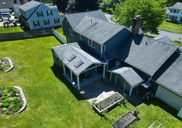 Homes for sale in Westfield, MA | 83 Pineridge Dr, Westfield, MA 01085 | MLS# 73530002