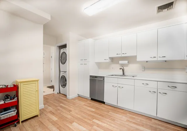 Homes for sale in Worcester, MA | 770 Salisbury St #J558, Worcester, MA 01609 | MLS# 73522238