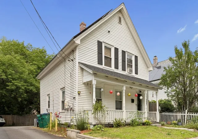 Photo 3 of Single family home for sale at 323 Rollstone St, Fitchburg, MA 01420 | MLS# 73560440 | Listing updated on 2026-09-25