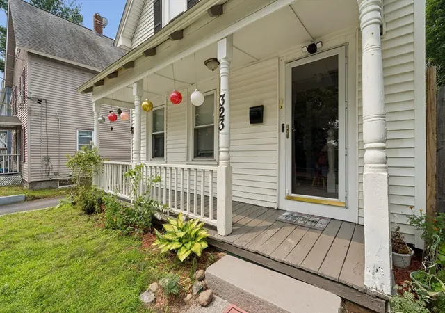 Photo 4 of Single family home for sale at 323 Rollstone St, Fitchburg, MA 01420 | MLS# 73560440 | Listing updated on 2026-09-25