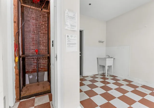 5th image of 262-264 West Broadway, Boston, MA 02127 | MLS# 73436962