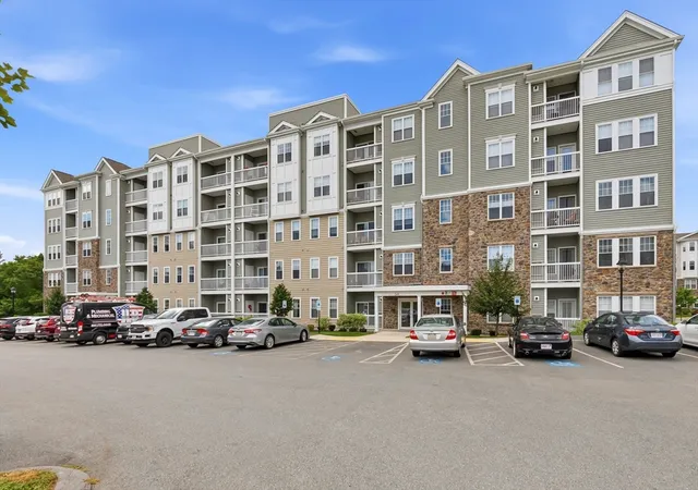 1st image of 260 Martins Landing Way #202, North Reading, MA 01864 | MLS# 73561792