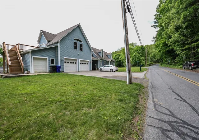 Homes for sale in Greenfield, MA | 167 South Shelburne Rd, Greenfield, MA 01301 | MLS# 73527466