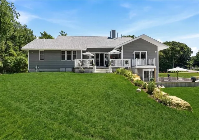 4th image of 685C Curtis Corner, Wakefield, RI 02879 | MLS# 73562816