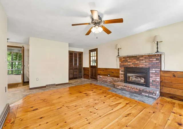 Photo 3 of Sale Pending at 71 Pelczar Rd, Dracut, MA 01826 | MLS# 73562210 | Listing updated on 2026-09-03