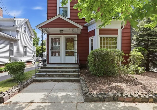 Homes for sale in Malden, MA | 29-31 Sprague St, Malden, MA 02148 | MLS# 73531709