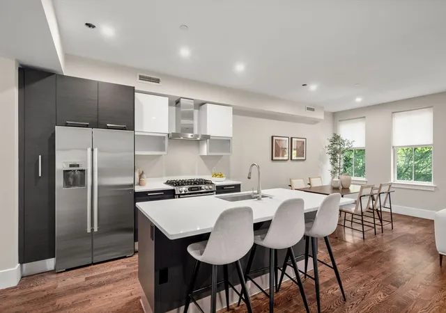 Photo 3 of Condo for sale at 10 St George St #103, Boston, MA 02118 | MLS# 73565543 | Listing updated on 2026-10-09