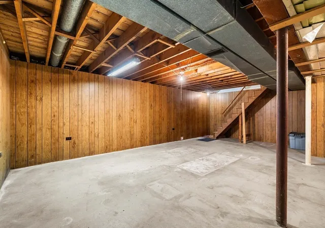 Photo 4 of Sale Pending at 16 Crown Rd, Westford, MA 01886 | MLS# 73569794 | Listing updated on 2026-09-02