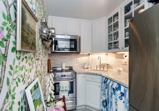 4th image of 97 Mount Vernon St #3, Boston, MA 02108 | MLS# 73511395