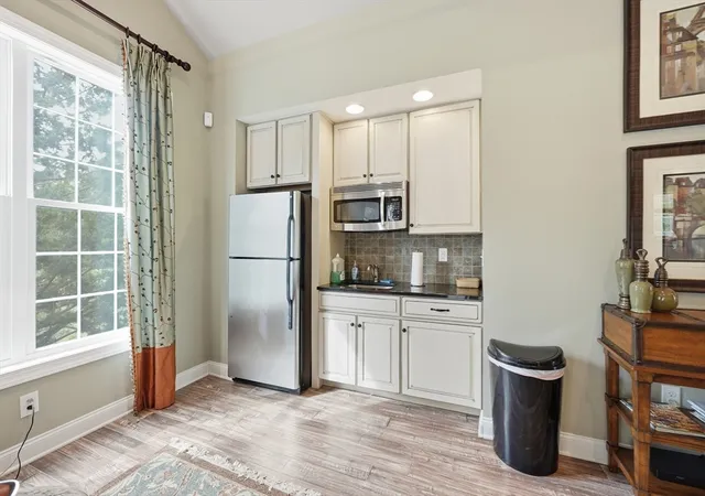 41st image of 36 Pondside Dr #36, Bolton, MA 01740 | MLS# 73531700
