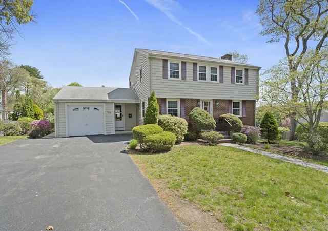Homes for sale in Dedham, MA | 20 Bonney Lane, Dedham, MA 02026 | MLS# 73516022
