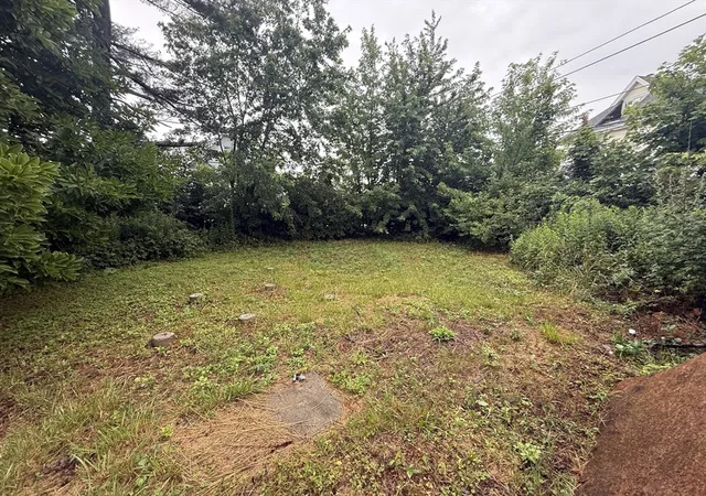 Photo 3 of Single family home for sale at 33 Avalon St, Revere, MA 02151 | MLS# 73556980 | Listing updated on 2026-09-19