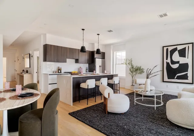 Listing Photo 4 - Condo for sale in building located at 30 Condor St, Boston, MA 02128 - Unit #4
