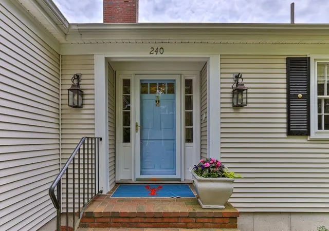 Homes for sale in Chatham, MA | 240 Riverview Dr, Chatham, MA 02633 | MLS# 73540467
