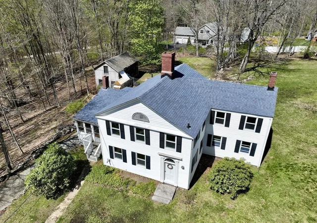 Homes for sale in Sturbridge, MA | 11 Whittemore Rd, Sturbridge, MA 01566 | MLS# 73511444