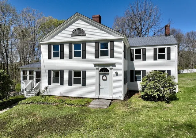 Homes for sale in Sturbridge, MA | 11 Whittemore Rd, Sturbridge, MA 01566 | MLS# 73511444