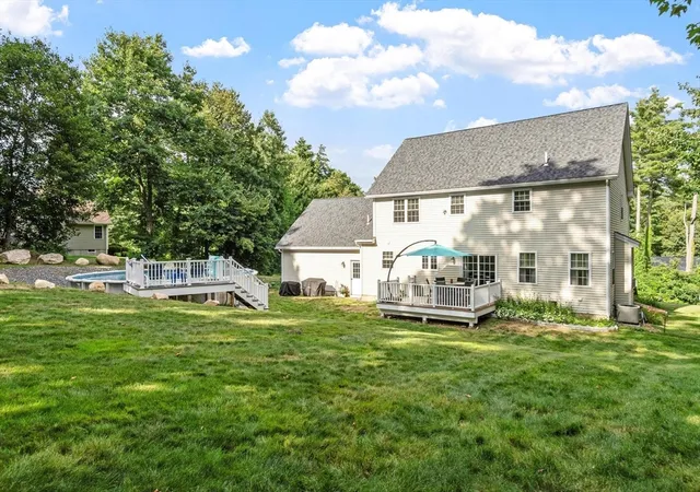 4th image of 7 Richards Way, Lunenburg, MA 01462 | MLS# 73560812