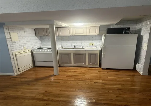 Homes for sale in Boston, MA | 57 Brighton Ave, Boston, MA 02134