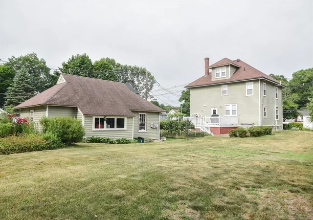 Photo 4 of Sale Pending at 76 Washington St, Westwood, MA 02090 | MLS# 73540144 | Listing updated on 2026-08-31