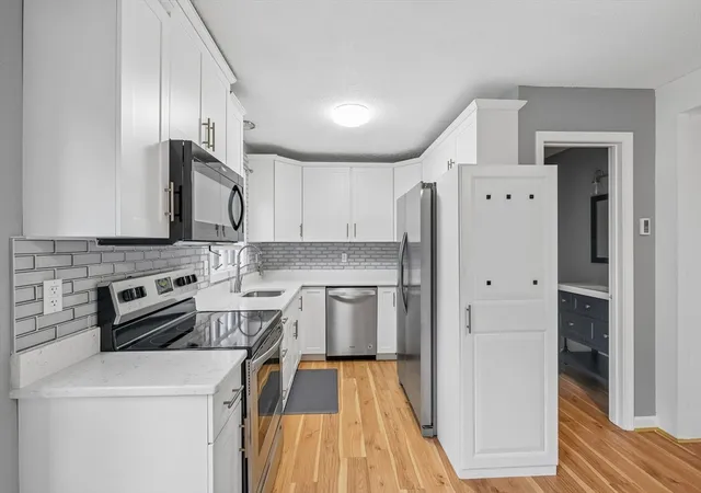 4th image of 18 Ballou St #2, Putnam, CT 06260 | MLS# 73564030