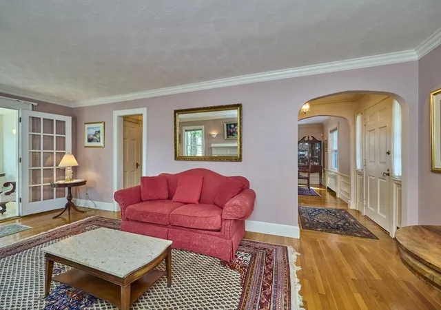 5th image of 238 Lagrange Street, West Roxbury, MA 02132 | MLS# 73537248
