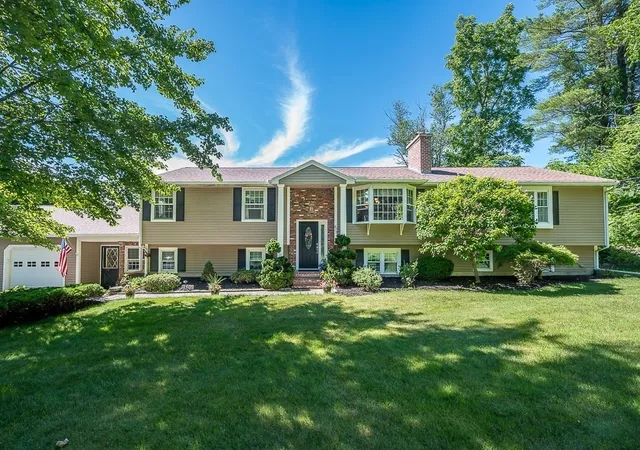 Homes for sale in Sutton, MA | 472 Central Tpke, Sutton, MA 01590 | MLS# 73546118