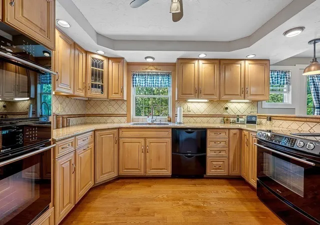 Homes for sale in Sutton, MA | 472 Central Tpke, Sutton, MA 01590 | MLS# 73546118