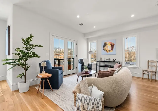 Listing Photo 5 - Condo for sale in building located at 60 Williams St, Boston, MA 02130 - Unit #402