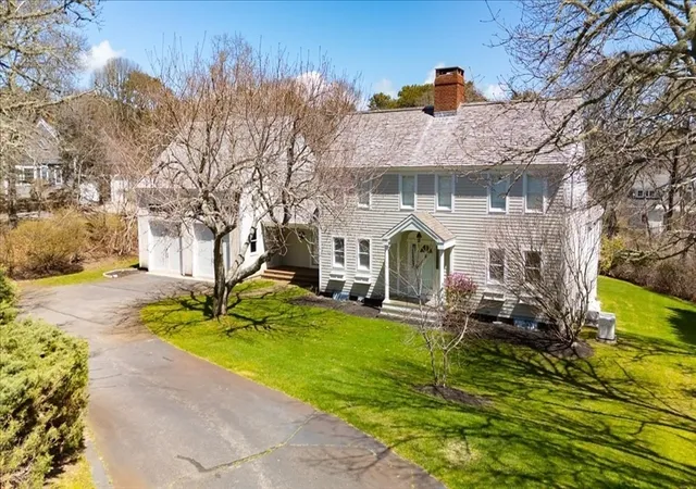 2nd image of 60 Harbor Hill Rd, Chatham, MA 02633 | MLS# 73511079