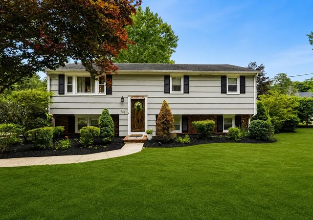 1st image of 563 Summer St, East Bridgewater, MA 02333 | MLS# 73548446