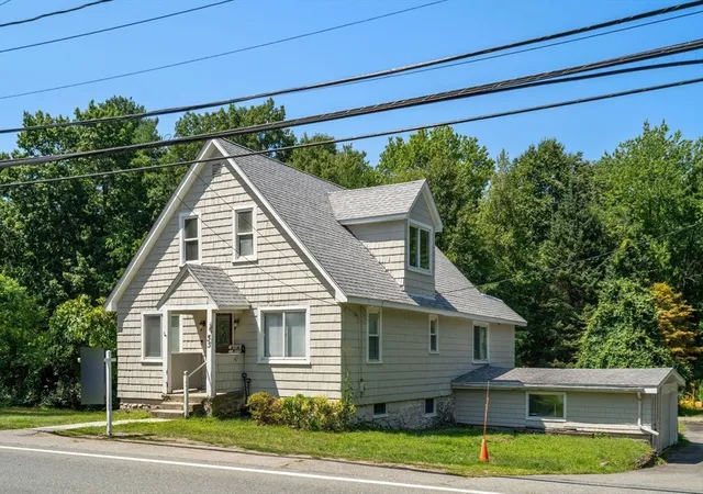 Photo 3 of Sale Pending at 55 Chestnut St, North Reading, MA 01864 | MLS# 73556232 | Listing updated on 2026-08-21