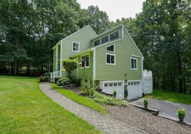 Photo 3 of Sale Pending at 7 Daniels Rd, Mendon, MA 01756 | MLS# 73560296 | Listing updated on 2026-08-22