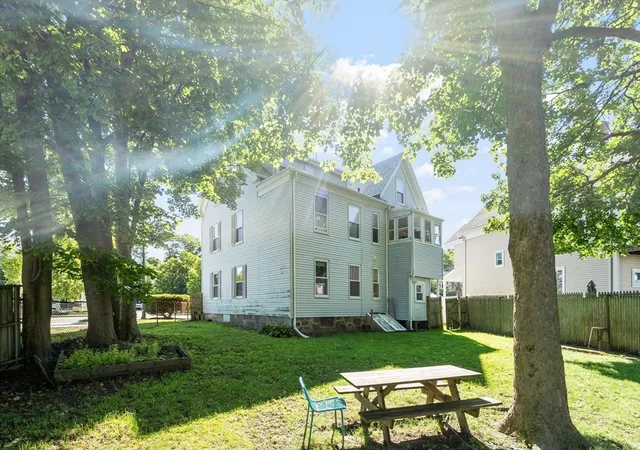 2nd image of 372 Cabot St, Beverly, MA 01915