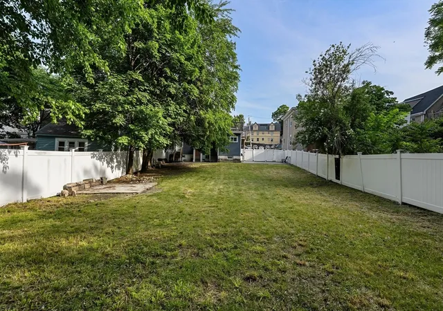 31st image of 969 Canterbury St, Boston, MA 02131 | MLS# 73534041